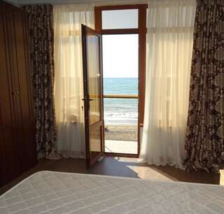 Мини-отель Leon Beach Hotel Новый Афон Двухместный номер Делюкс с 1 кроватью и видом на море-7